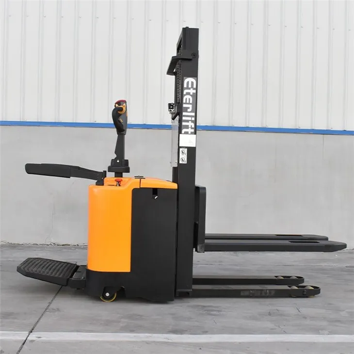 Electric Forklift Stacker With Battery